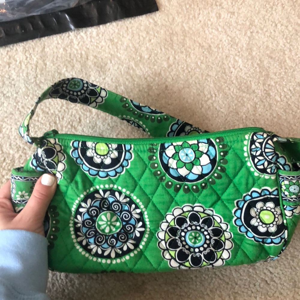 Verá Bradley Cupcakes Green retired design purse